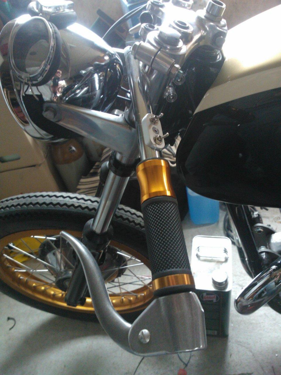 Triumph TRIbsa - Anderledes greb, og lyskontakt. Altsammen fundet på ebay rundt om verden. thank you EBAY. billede 18