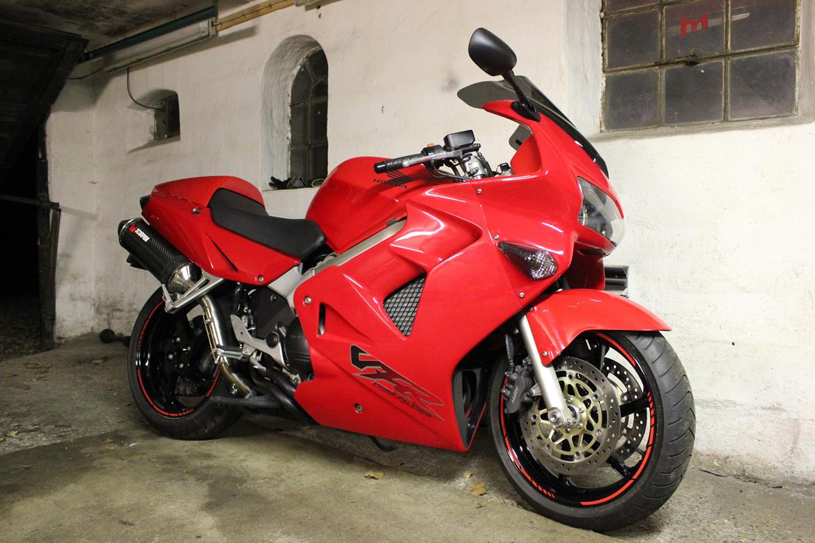 Honda VFR 800 F - VFR anno 2013 billede 1