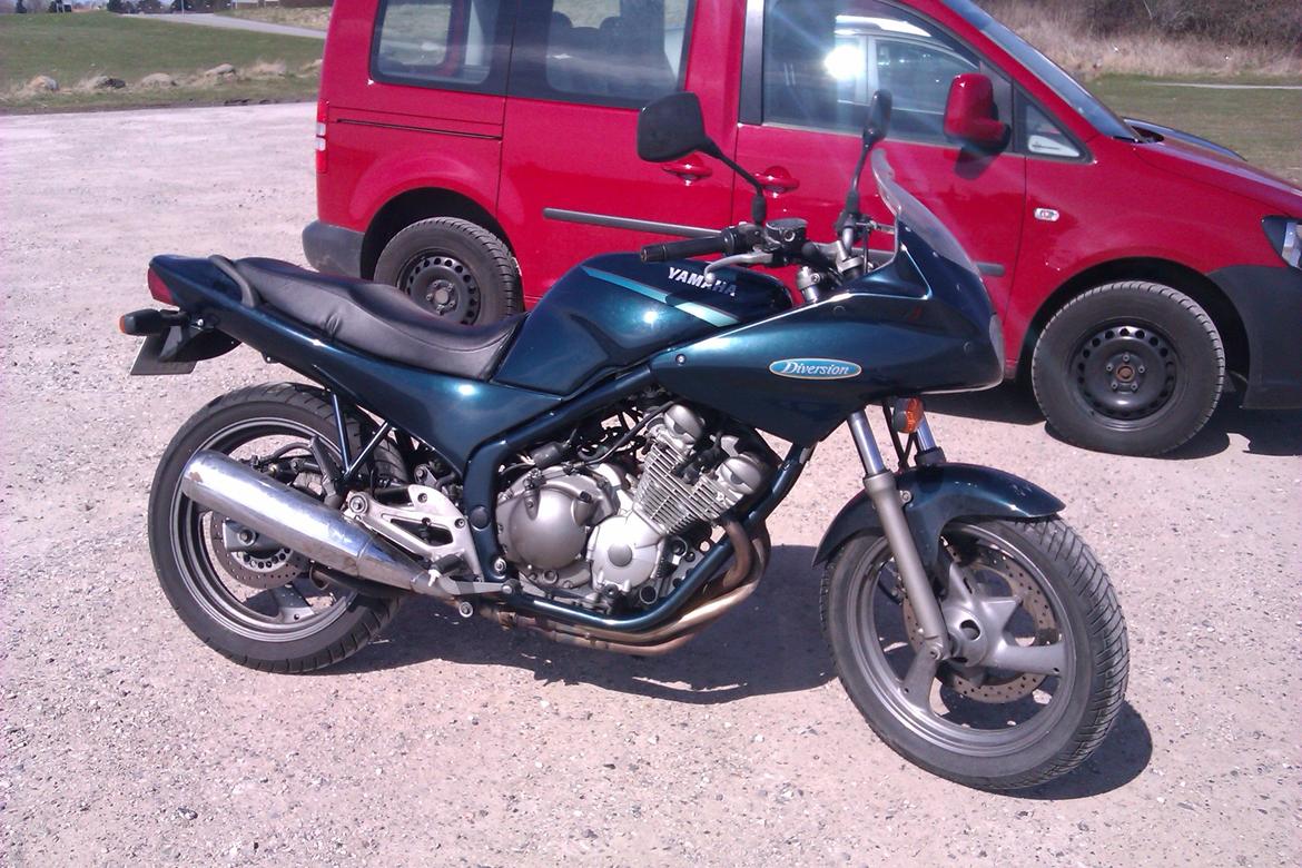 Yamaha XJ600 Diversion billede 1