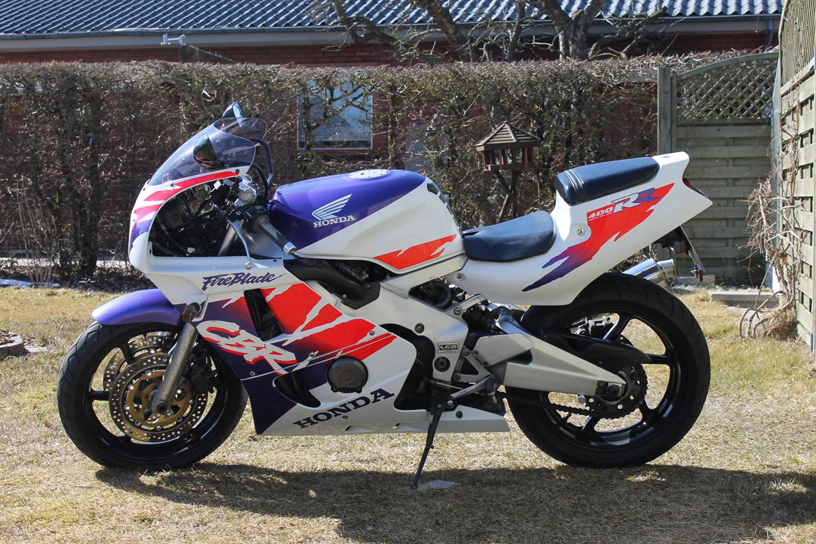 Honda CBR 400 RR Fireblade - L billede 2