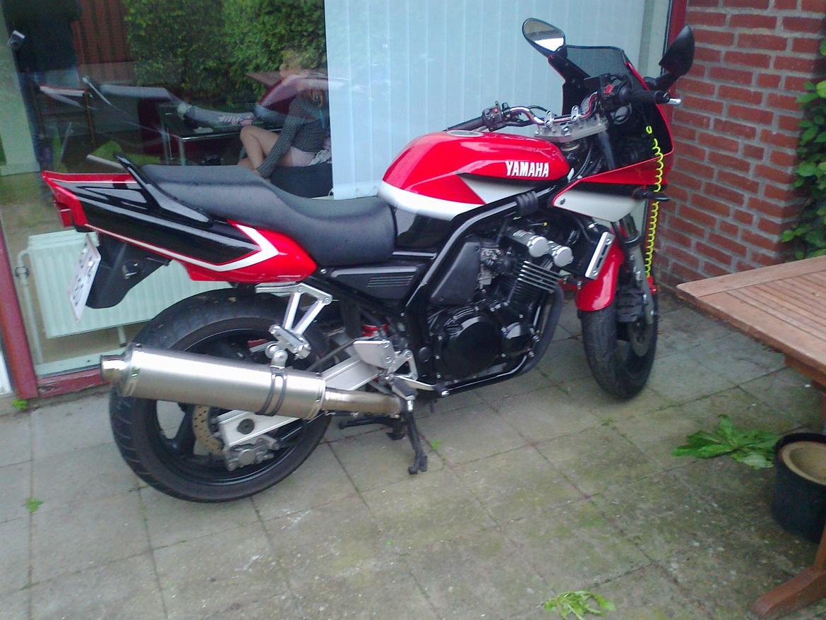 Yamaha FZS 600 Fazer billede 5