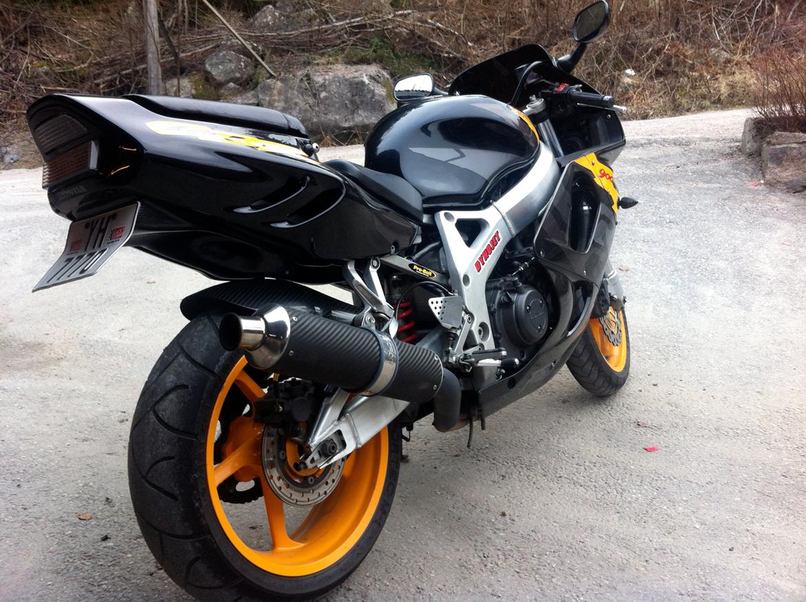 Honda cbr900rr billede 3