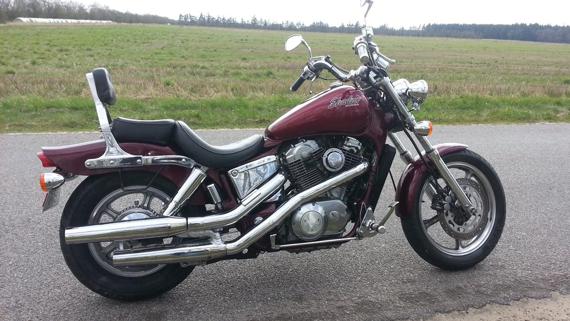Honda vt 1100 shadow billede 1