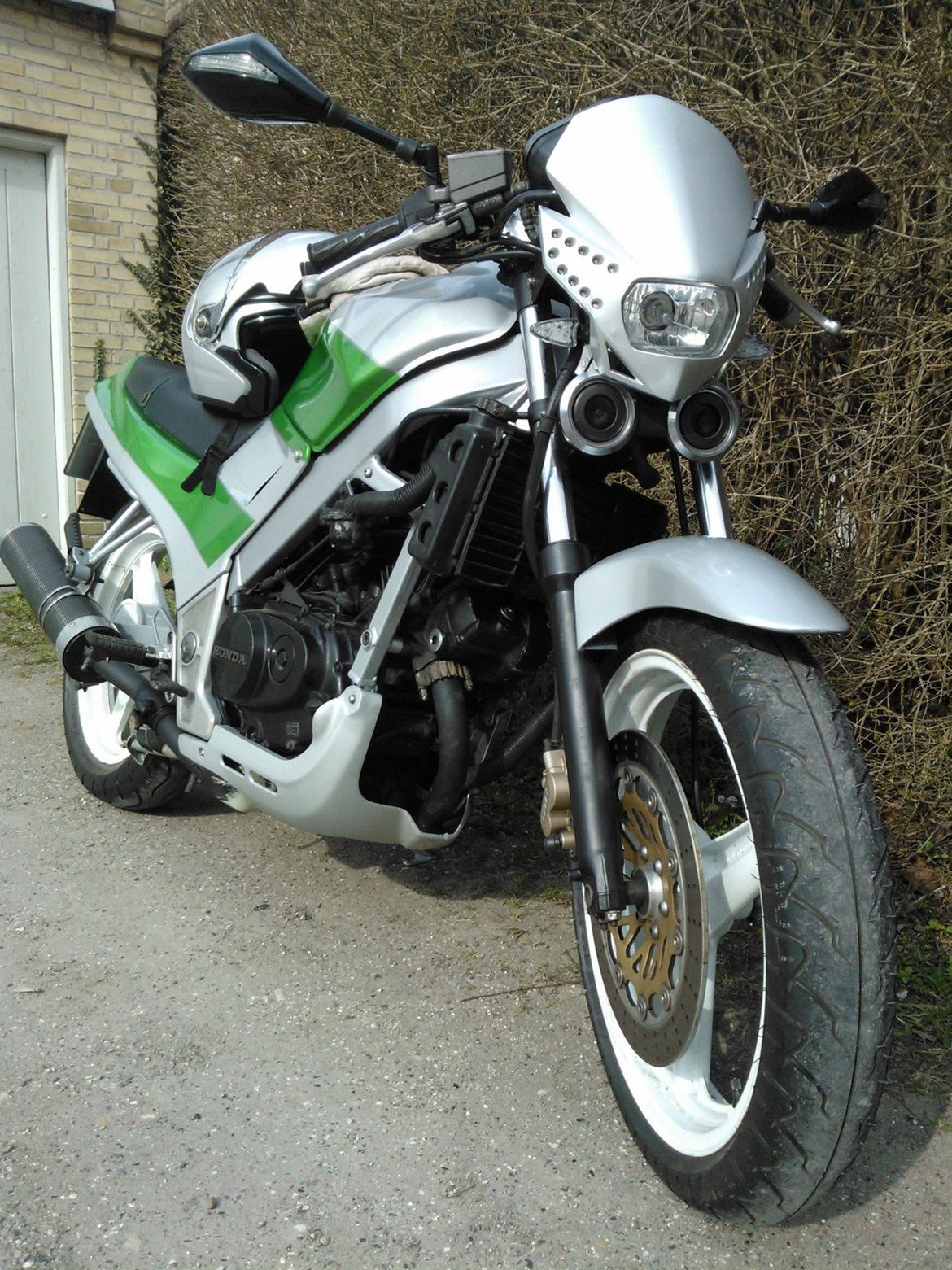 Honda vtz 250 фото