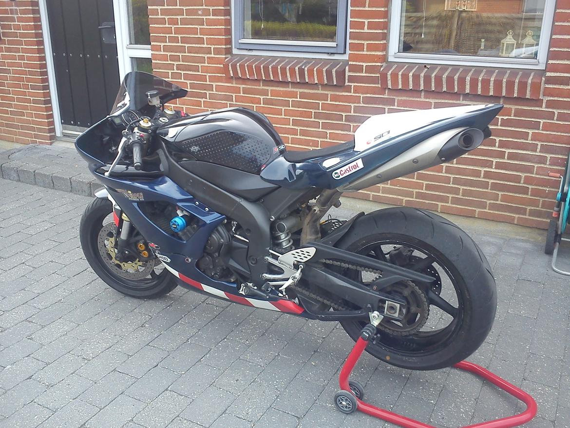 Yamaha YZF-R1 RN12 billede 8