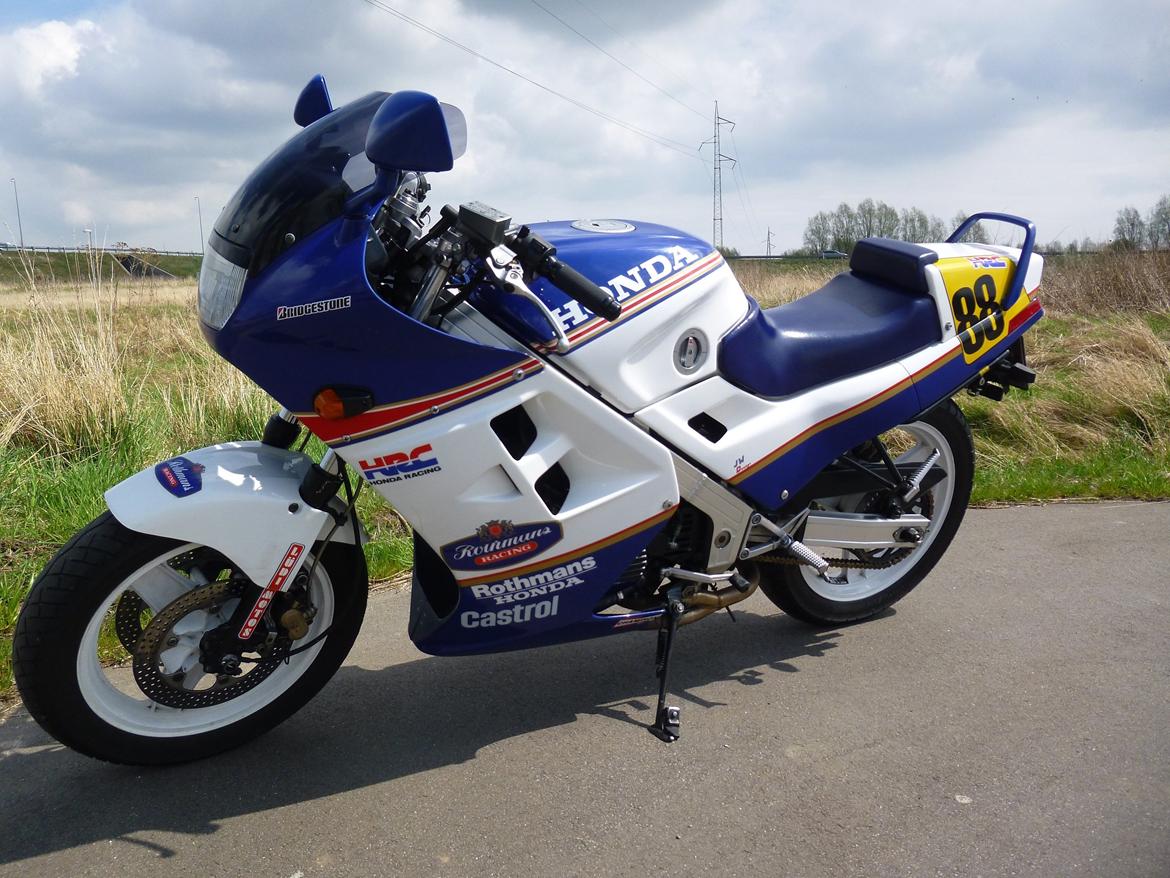 Honda VFR 750 billede 15