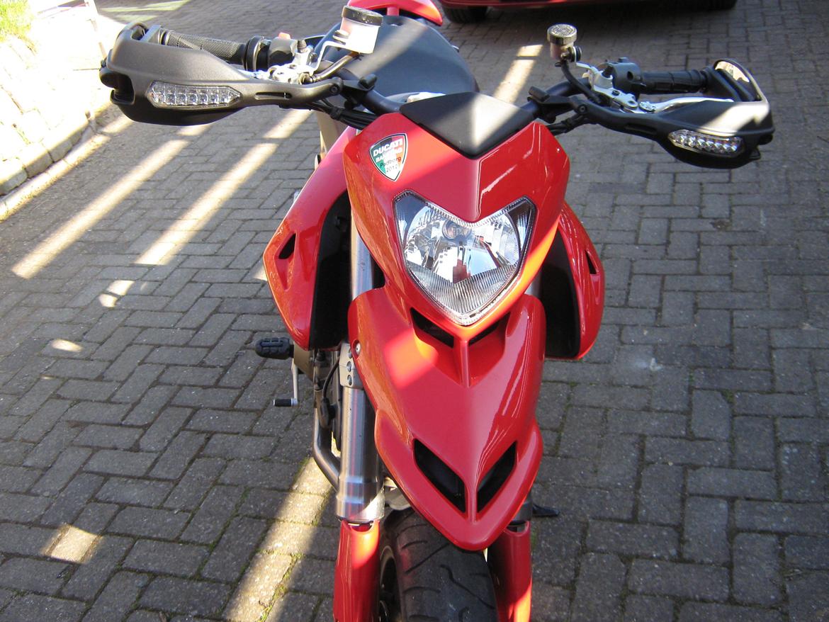 Ducati Hypermotard 1100 - 2013 billede 12