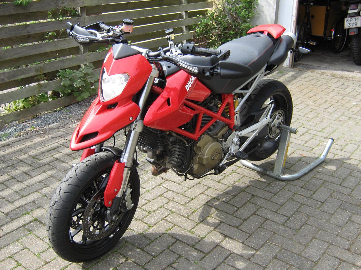 Ducati Hypermotard 1100 - 2013 billede 22
