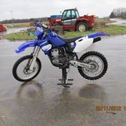 Yamaha WR 400