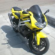 Aprilia SL 1000 Falco