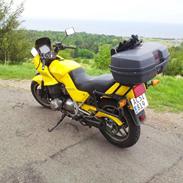 Suzuki Gsx es 750