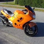 Honda CBR1000f