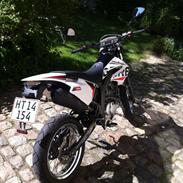 Derbi senda baja 125 super motard