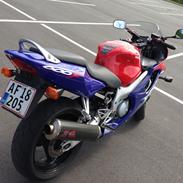 Honda CBR600 F4