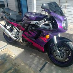 Suzuki GSXR 750 W
