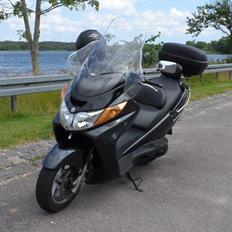 Suzuki Burgman AN 400