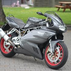 Ducati 800 SS