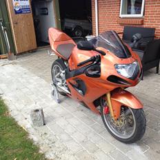 Suzuki GSXR 600 efter ombygning