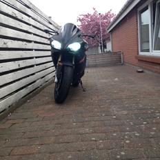 Yamaha R1 - kategori Sport