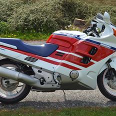 Honda CBR 1000 F (solgt)