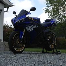 Yamaha R1