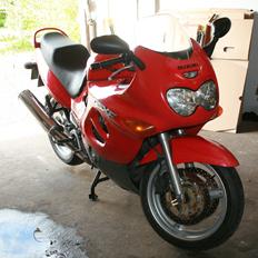 Suzuki GSXF