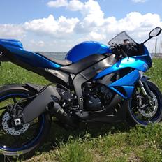 Kawasaki ZX6R