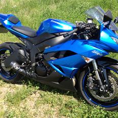 Kawasaki ZX6R