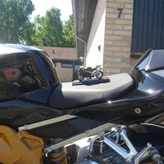 Aprilia RSV 1000 R Factory (solgt)