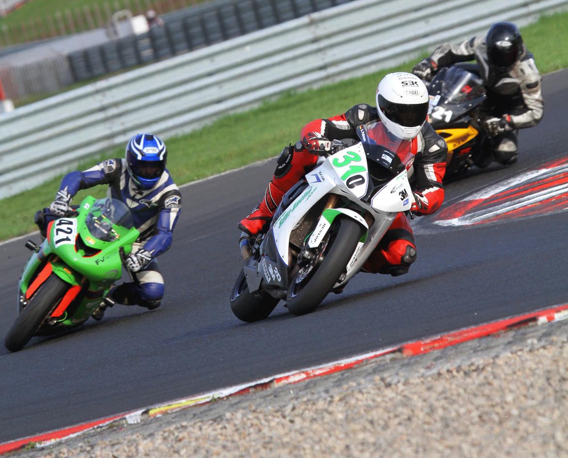 Kawasaki ZX10R billede 5