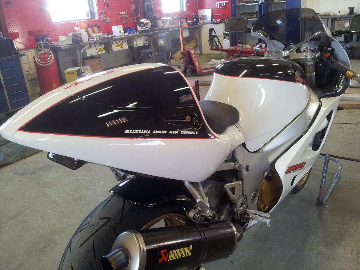 Suzuki GSXR 750 SRAD billede 7