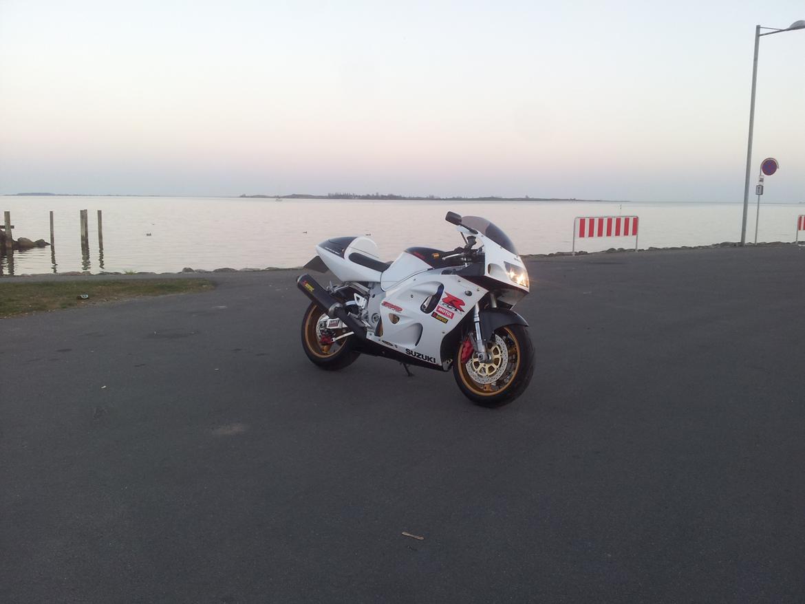 Suzuki GSXR 750 SRAD billede 1