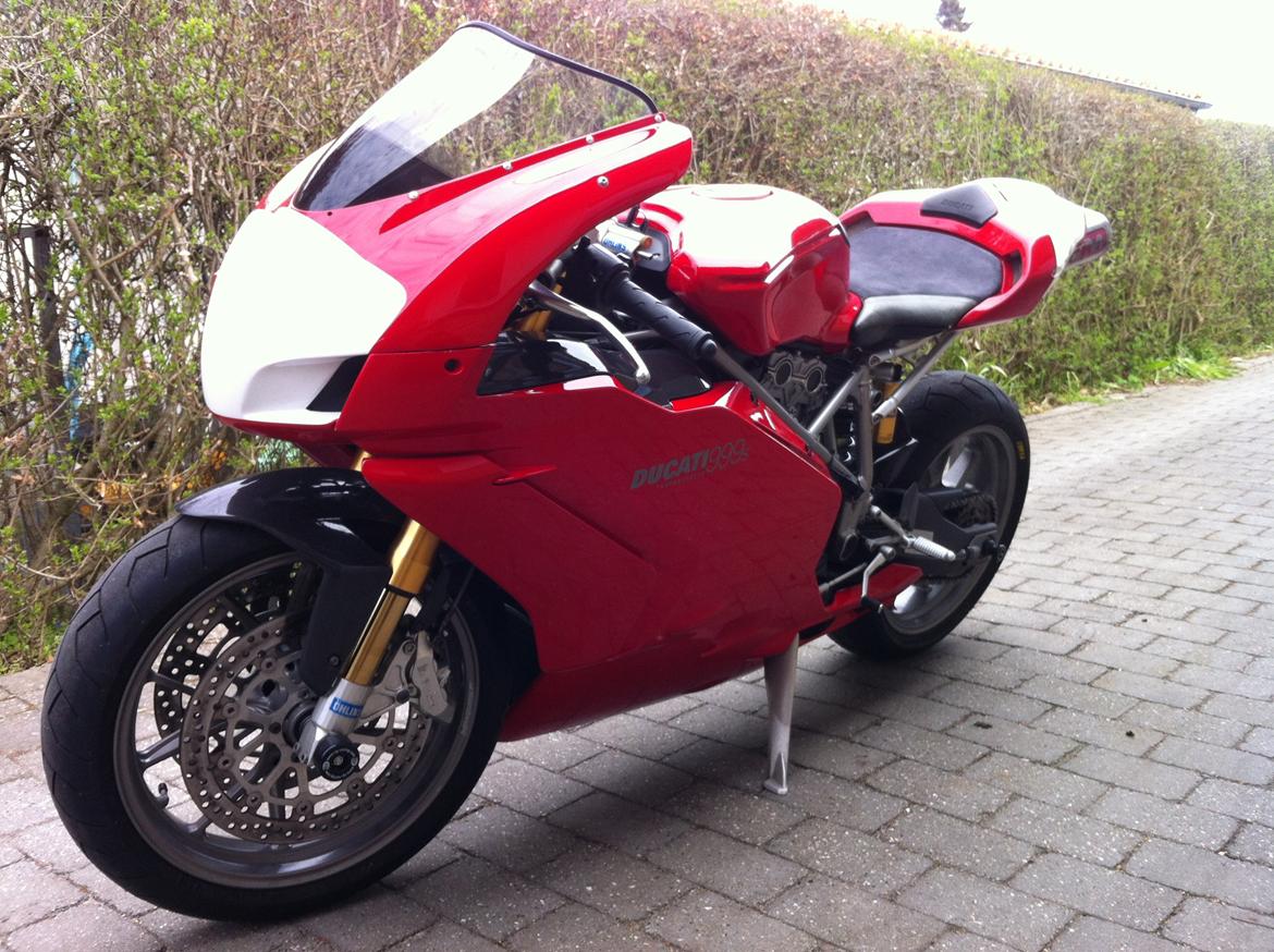 Ducati 999s billede 1