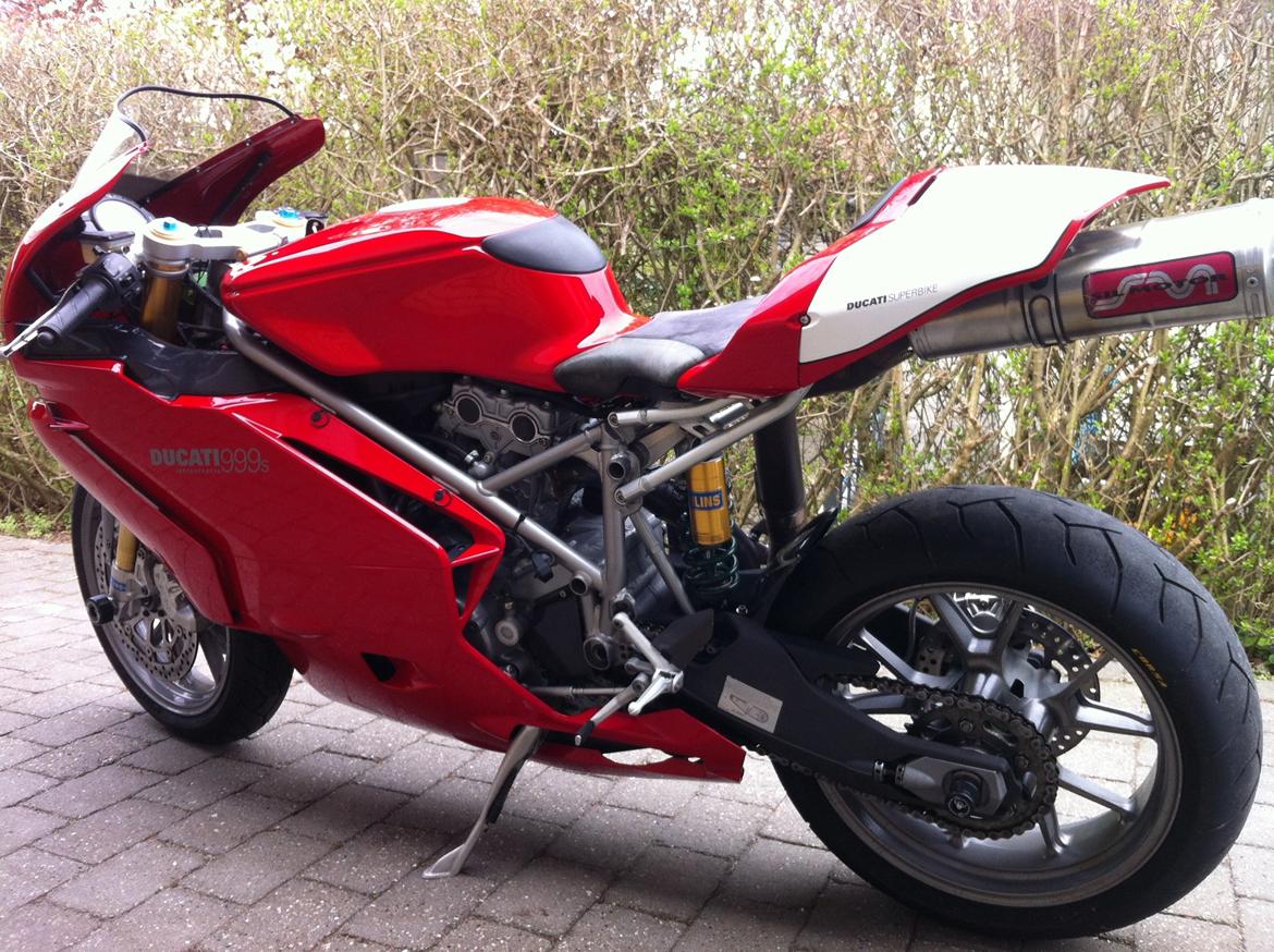 Ducati 999s billede 6