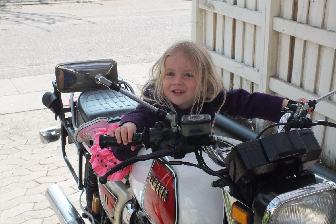 Yamaha XS 1100 E - ...Eller piger ;) billede 10