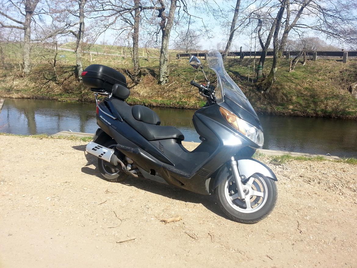 Suzuki Burgman AN 400 billede 2