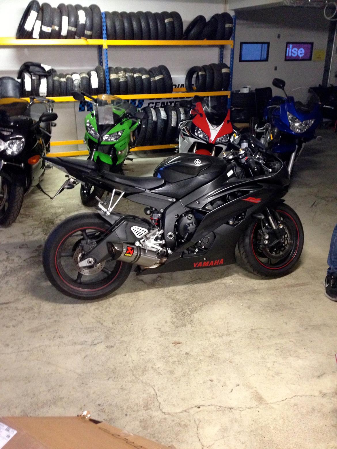 Yamaha YZF R6 - Lige da jeg havde hentet den! 9/5 2013 billede 12