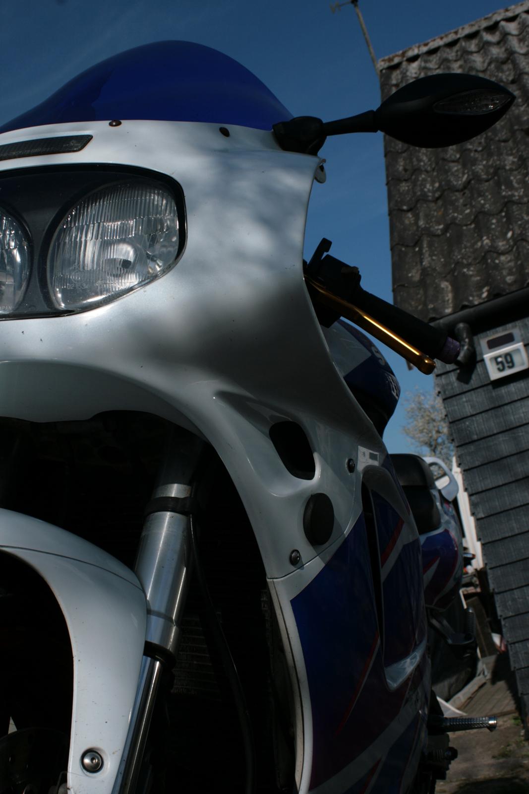 Suzuki GSX750RW(solgt) billede 11