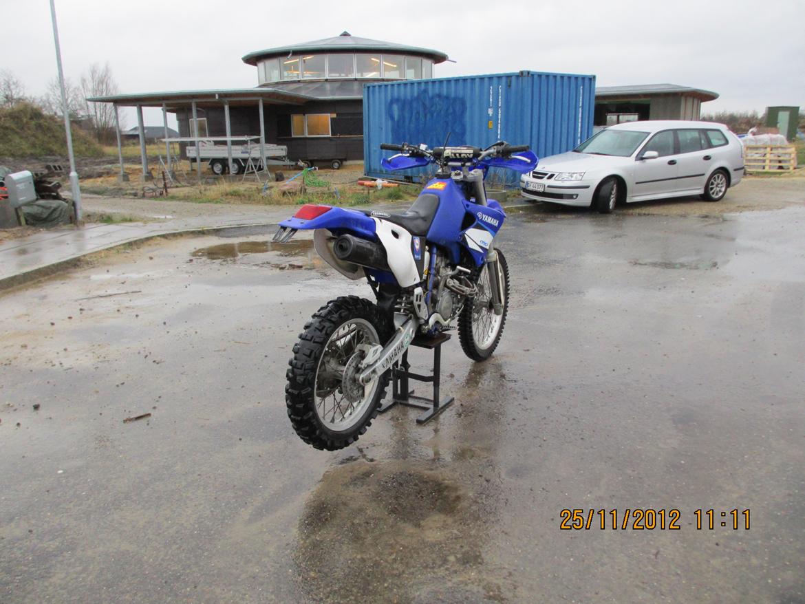 Yamaha WR 400 - WR'eren i sin grundform som den ser ud som standard cykel billede 3