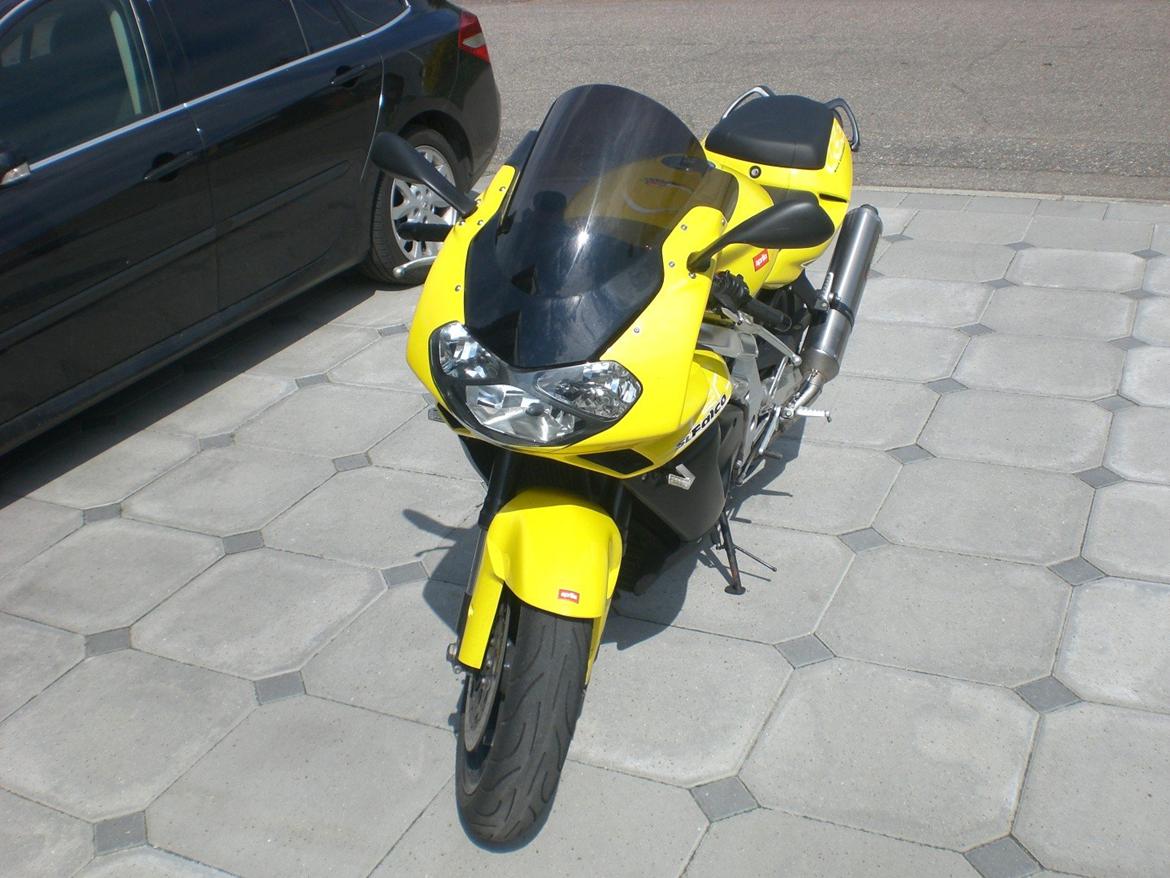 Aprilia SL 1000 Falco billede 4