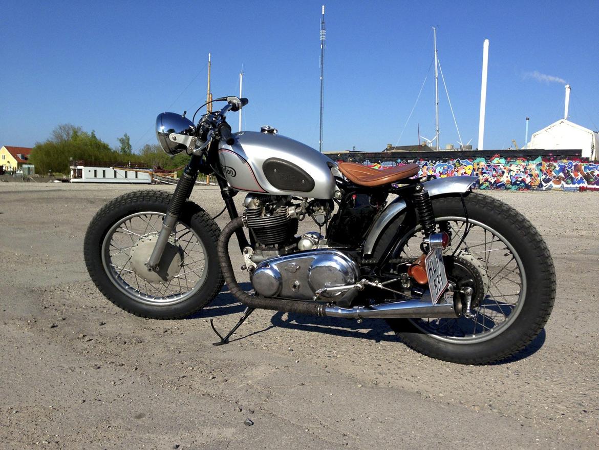 Norton Bobber Dominator billede 1