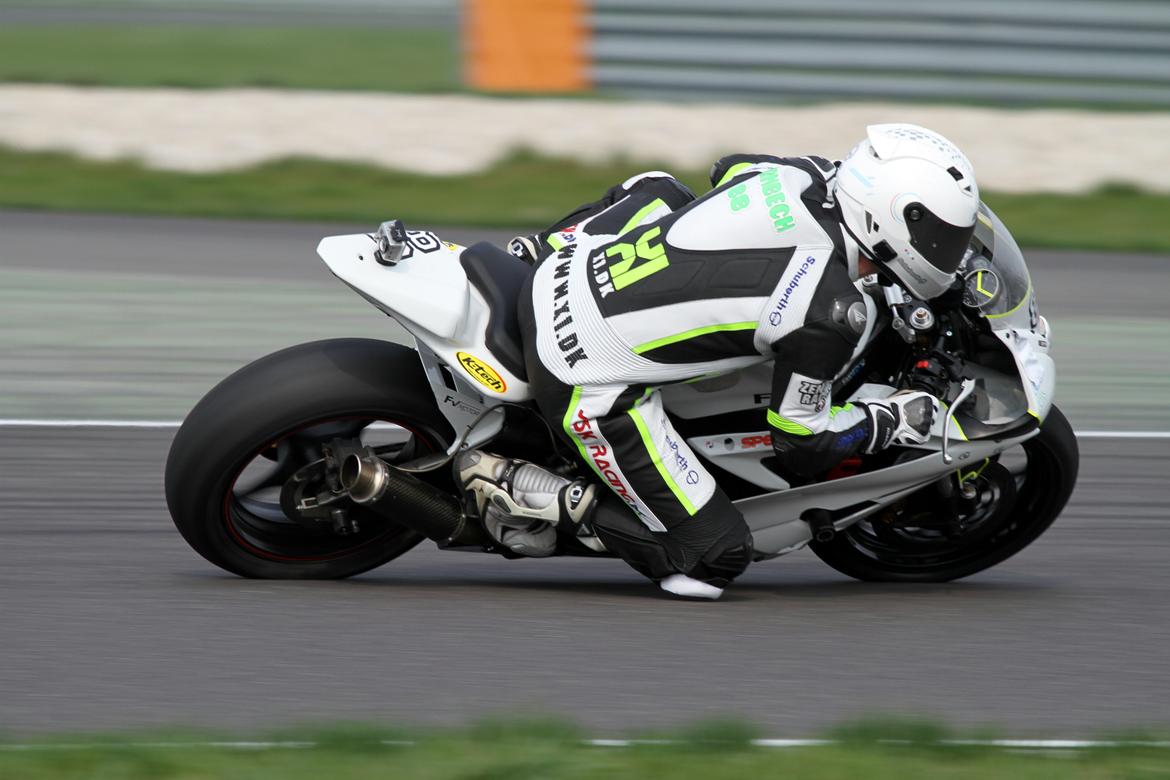 Yamaha YZF R6 billede 19