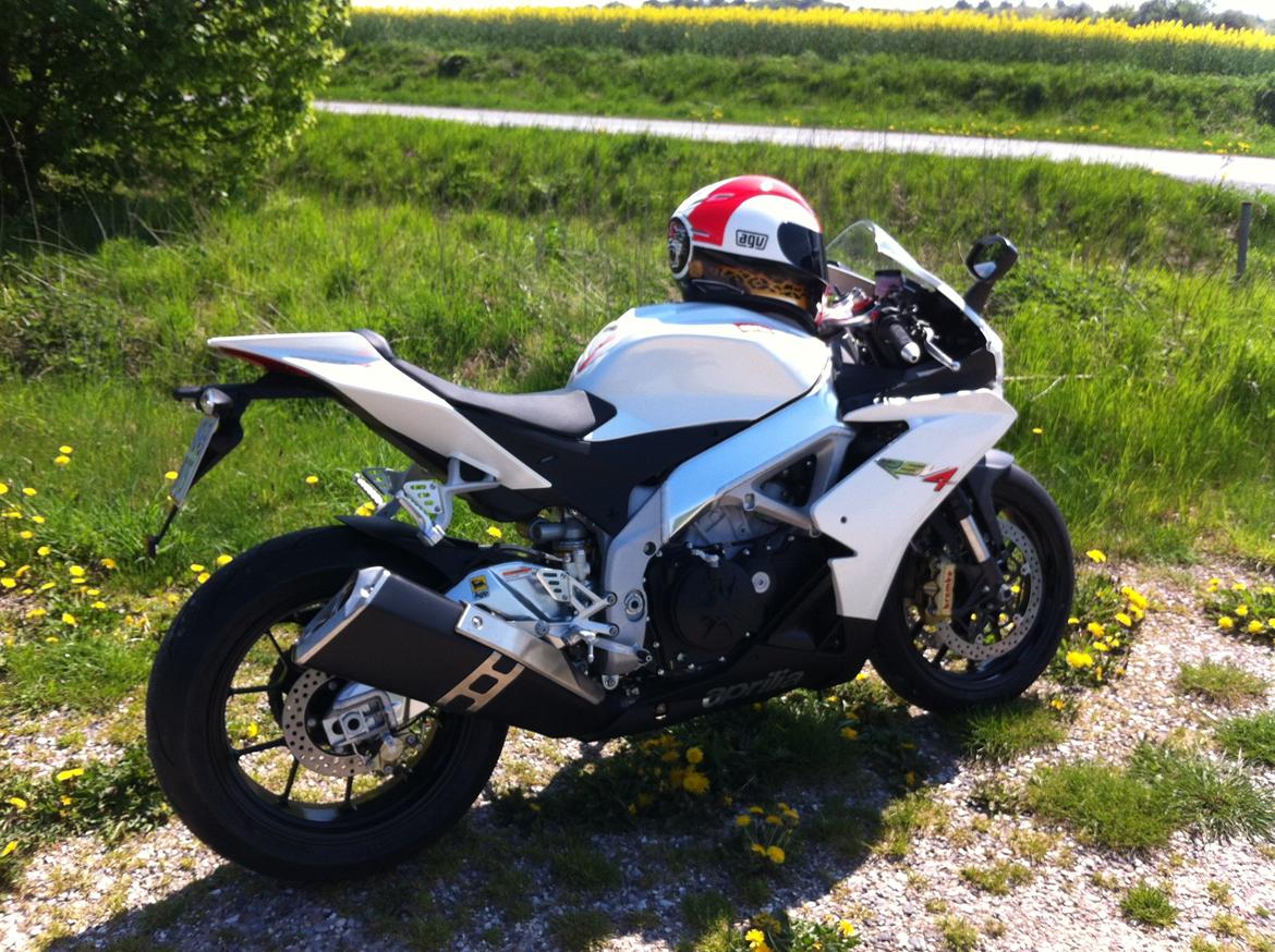 Aprilia RSV4 R *** SOLGT *** billede 1
