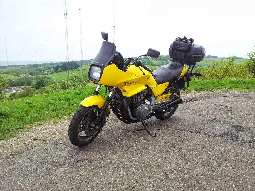 Suzuki Gsx es 750 billede 1