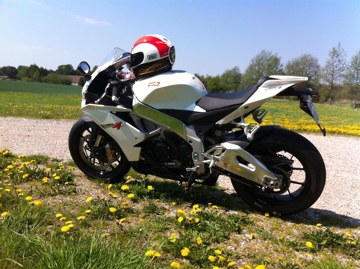 Aprilia RSV4 R *** SOLGT *** billede 6