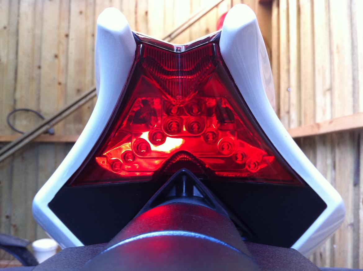 Aprilia RSV4 R *** SOLGT *** billede 12
