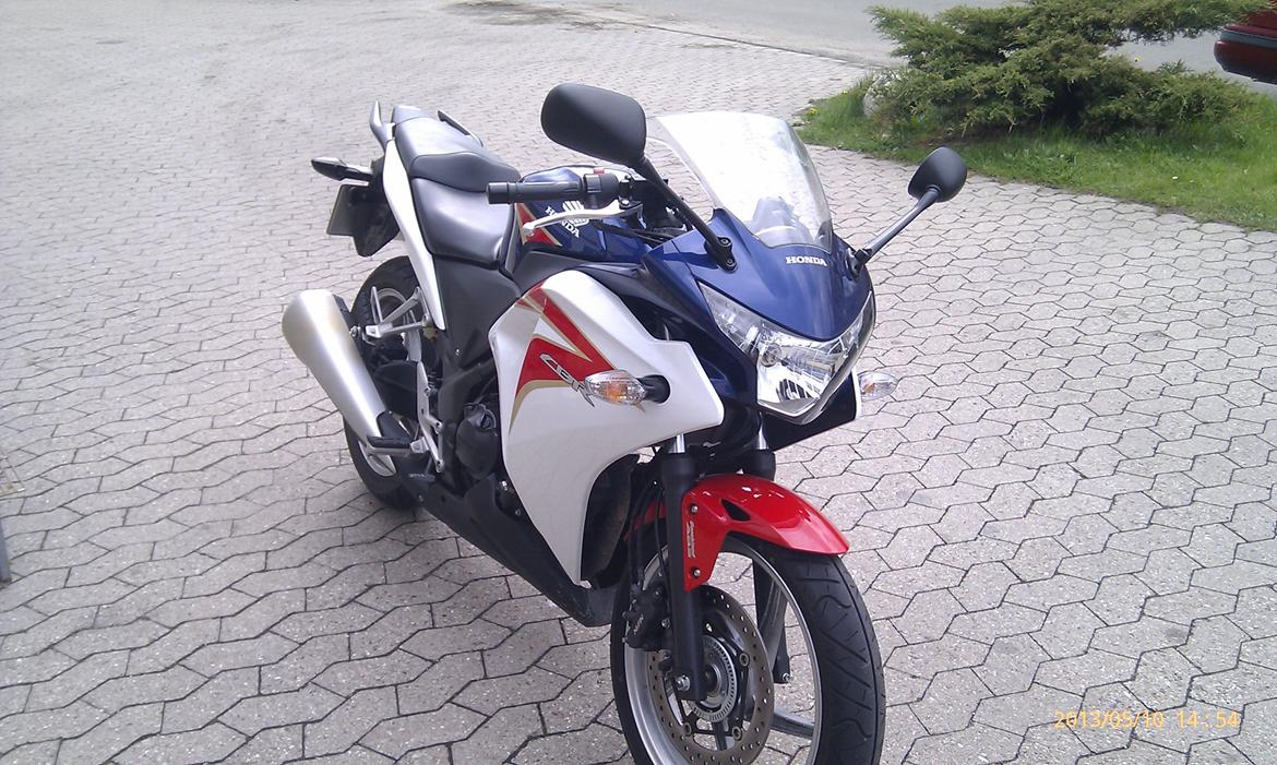 Honda CBR250RA billede 4