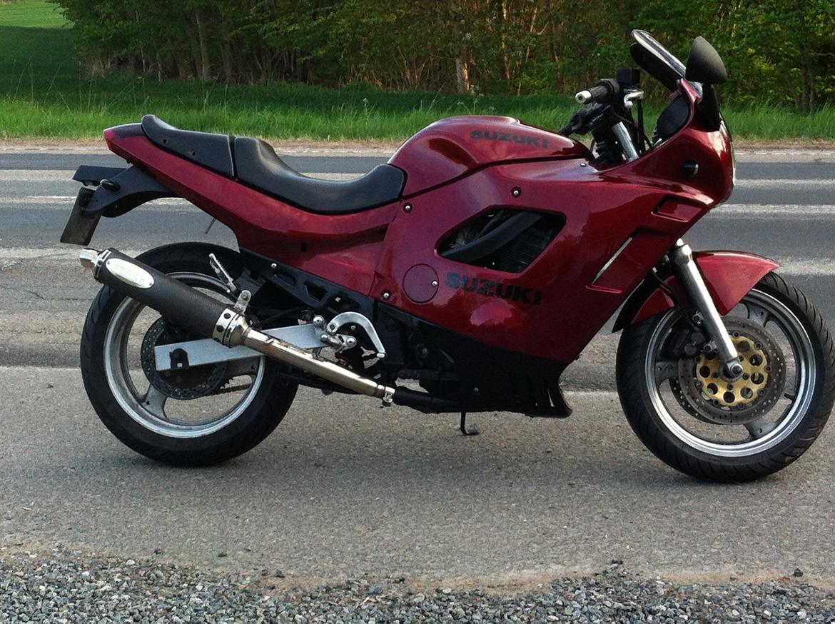 Suzuki Gsx 750 f billede 8