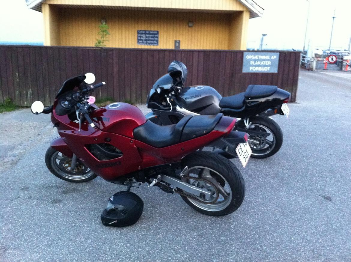 Suzuki Gsx 750 f billede 11