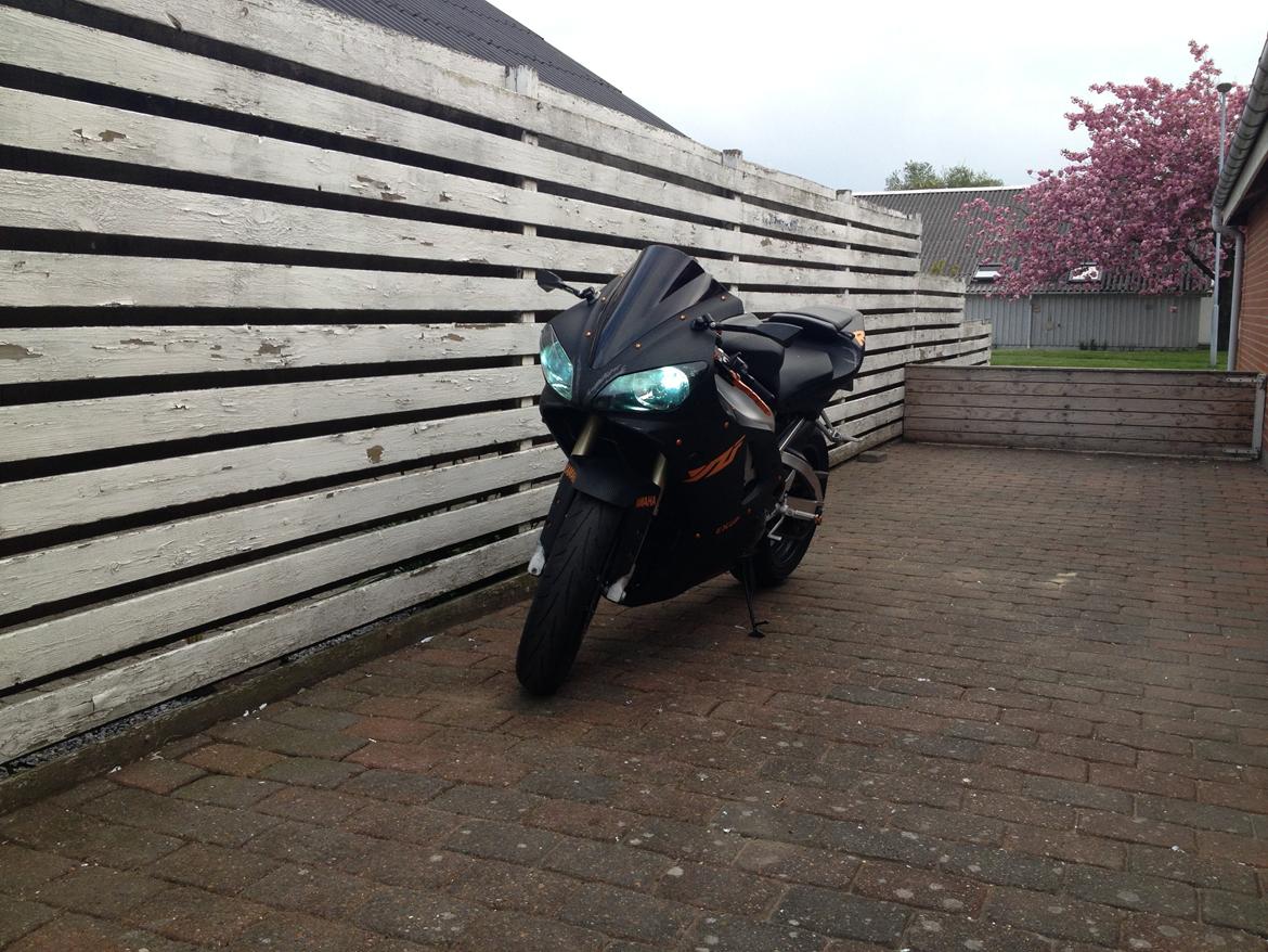 Yamaha R1 - kategori Sport billede 1